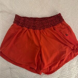 Lululemon tracker short